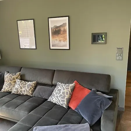 Eastside Apartament *